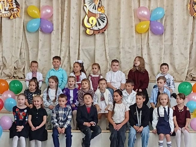 Урочиста «Посвята в юні митці» в Синельниківській школі мистецтв: як це було