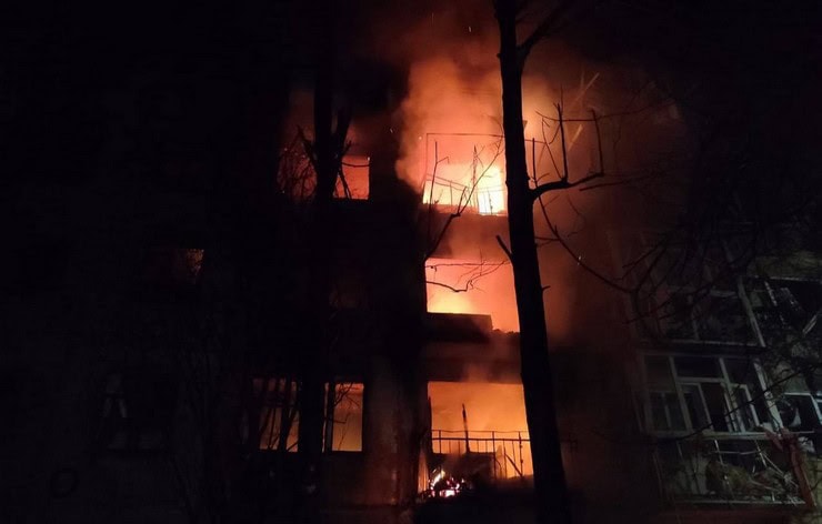 Всі подробиці про наслідки обстрілу міста Шахтарське, внаслідок якого поранено 11 людей