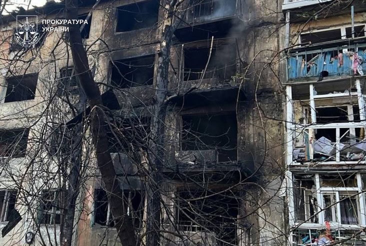 Всі подробиці про наслідки обстрілу міста Шахтарське, внаслідок якого поранено 11 людей