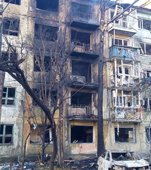 Всі подробиці про наслідки обстрілу міста Шахтарське, внаслідок якого поранено 11 людей