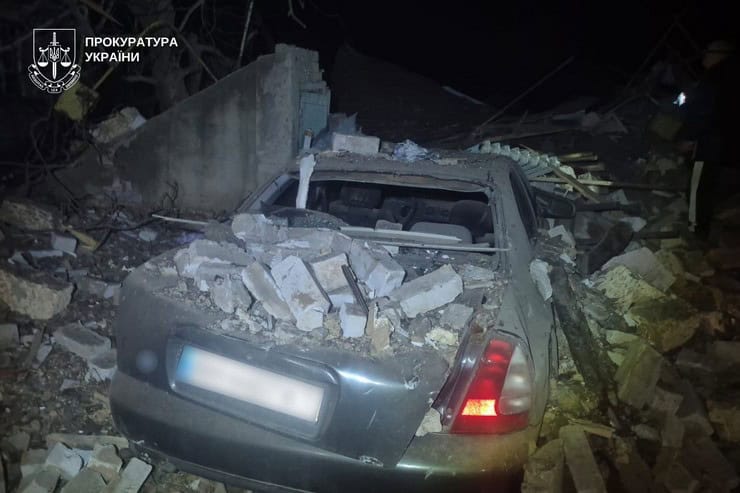 Одна людина загинула і двоє поранено внаслідок ворожих обстрілів Синельниківського району