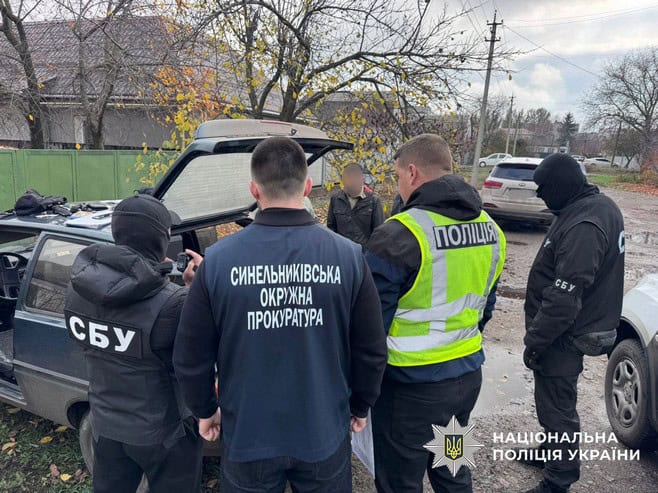 За скільки в Синельниковому можна купити документи для відстрочки від мобілізації та виїзду за кордон