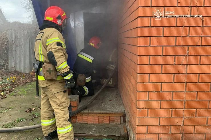 Пожежа в Синельниковому: загинула жінка