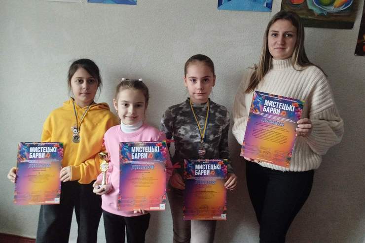 Ученицы Синельниковой школы искусств стали лауреатами Международного фестиваля