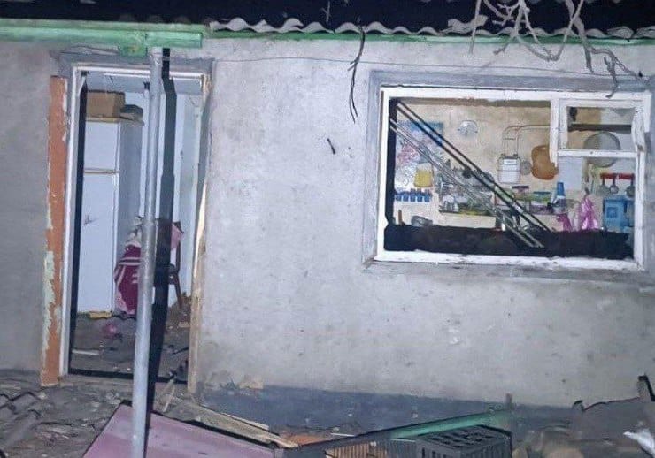 Що залишилось від будинків на Синельниківщині піля атаки ворожих безпілотників