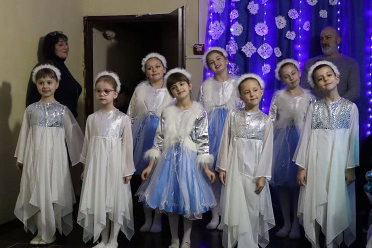 11 юних талантів з міста Синельникове отримали стипендії міського голови