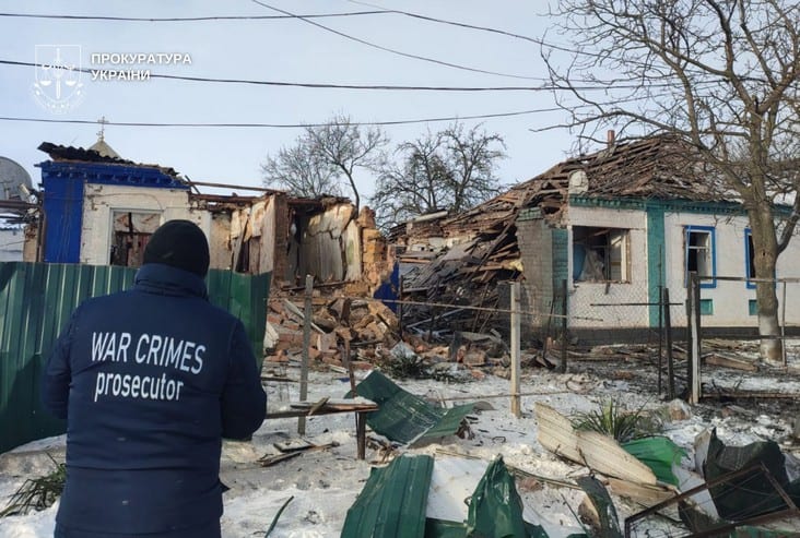 Синельниковский район: фото с места обстрела, в результате которого ранены 6 человек