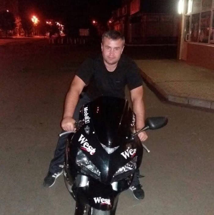 43-летний шахтер из Луганской области, который переселился в Синельниково, погиб, защищая Украину