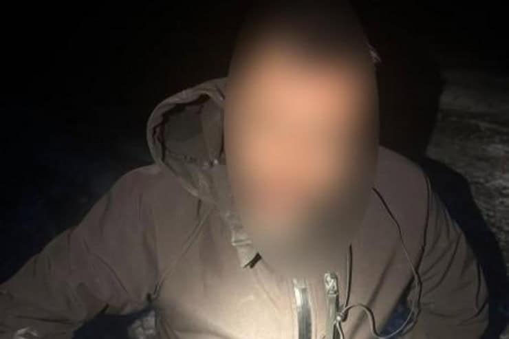 В Шахтерском 45-летний мужчина обманом завладел телефоном работницы гостиницы: злоумышленнику грозит 10 лет тюрьмы