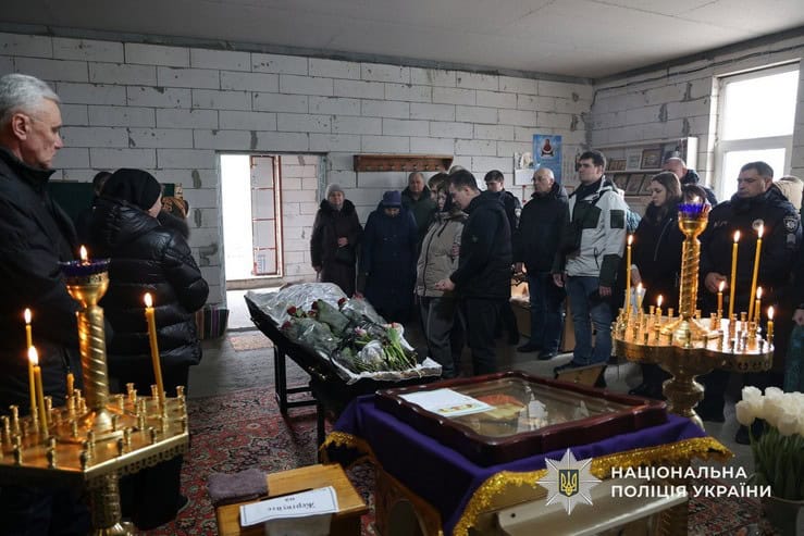 54-летнего полицейского Павла Балюру, который погиб в Синельниковском районе, провели в последний путь