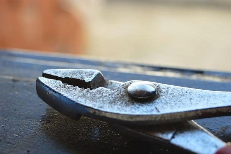 В Синельниківському районі 47-річний чоловік вбив свого знайомого пасатижами
